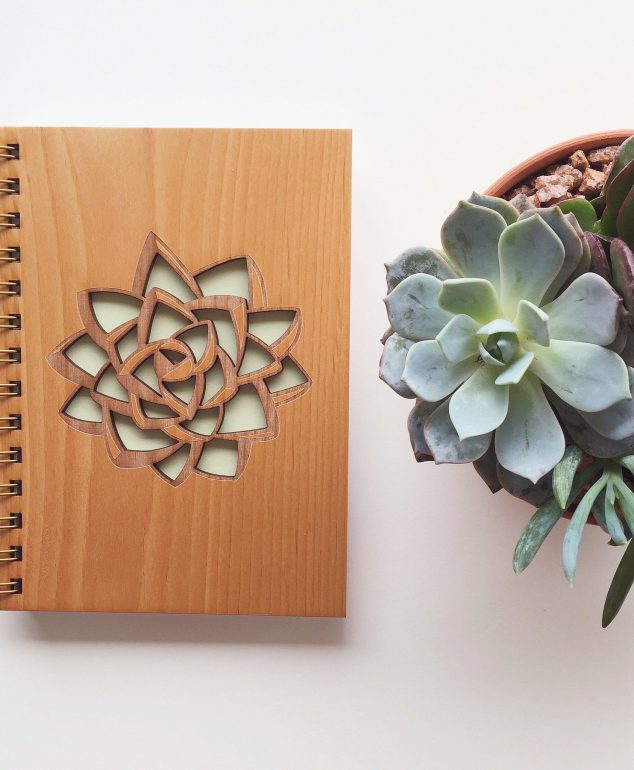 WOODEN NOTEBOOKS & JOURNALS